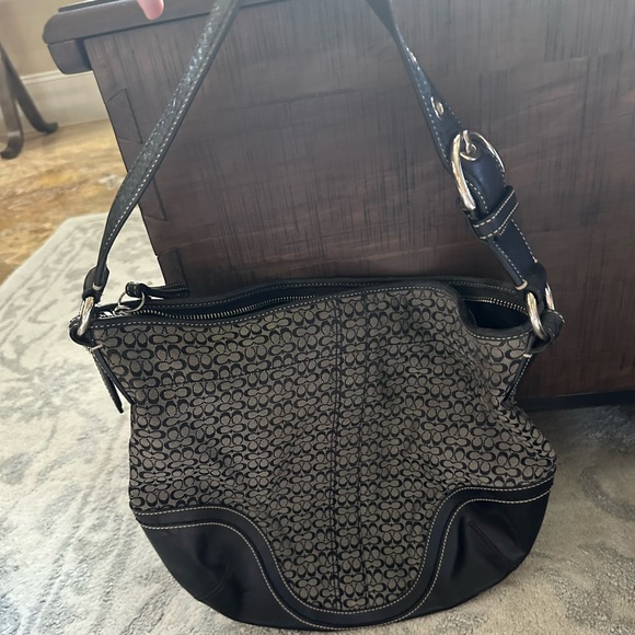 Coach shoulder bag - Picture 2 of 3